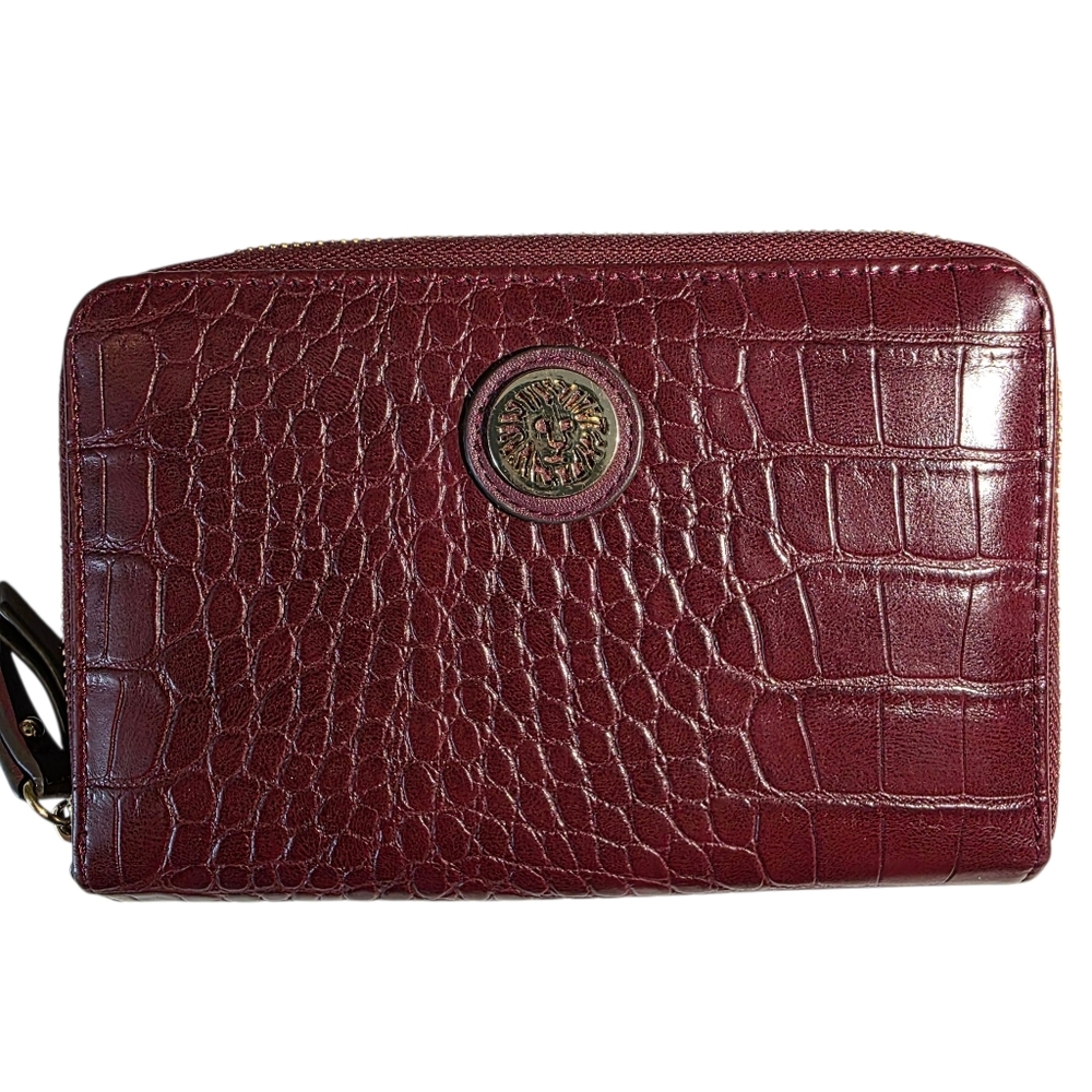 Anne Klein Burgundy Croc-Embossed Wallet Clutch EUC